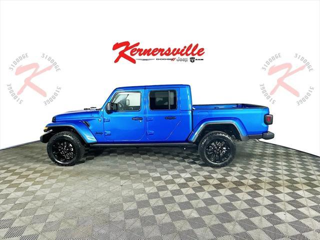 new 2025 Jeep Gladiator car, priced at $40,263