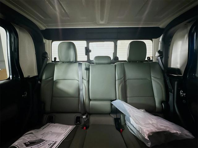 new 2025 Jeep Gladiator car, priced at $50,839