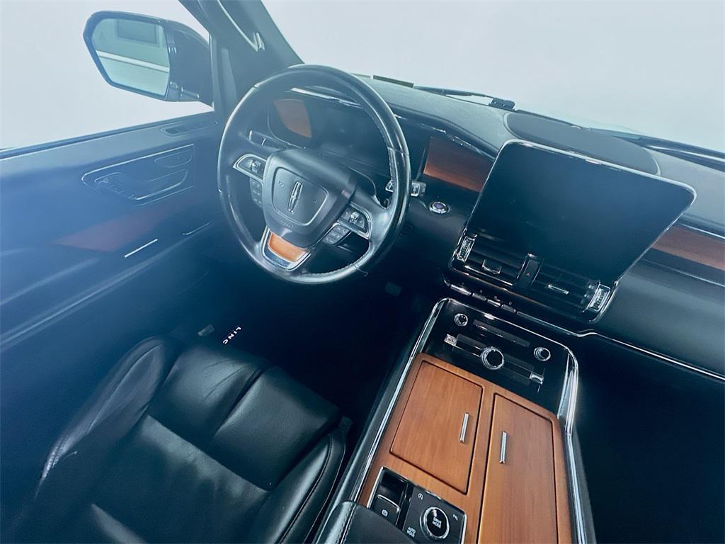 used 2019 Lincoln Navigator car, priced at $29,985