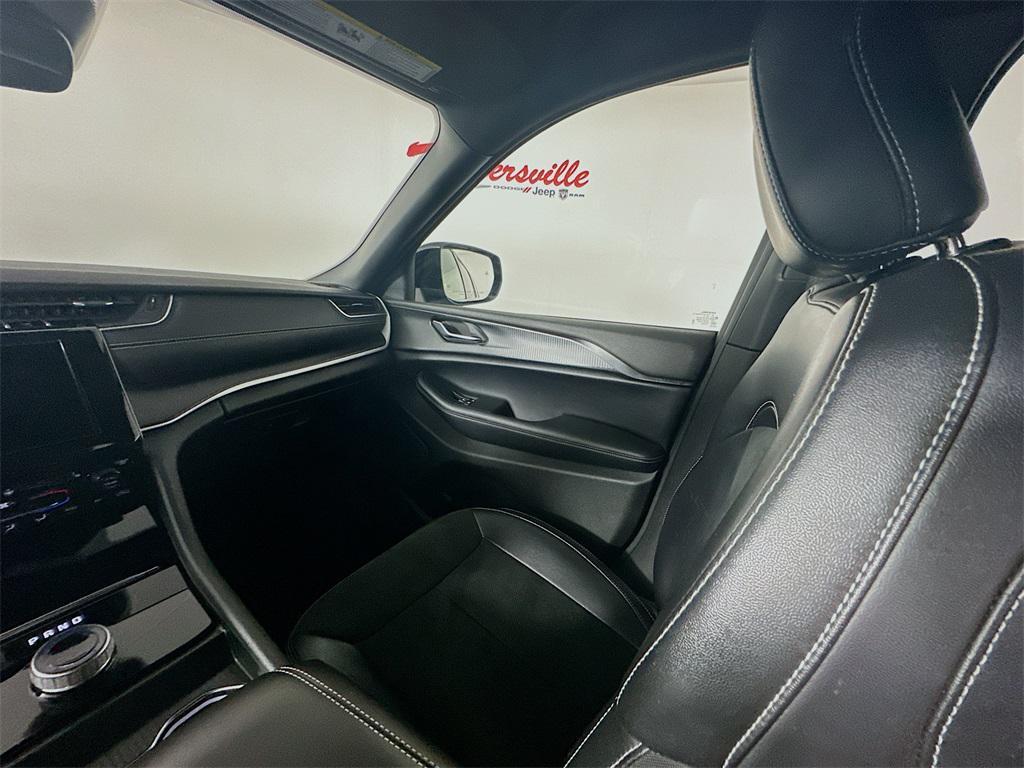 used 2024 Jeep Grand Cherokee L car, priced at $32,835