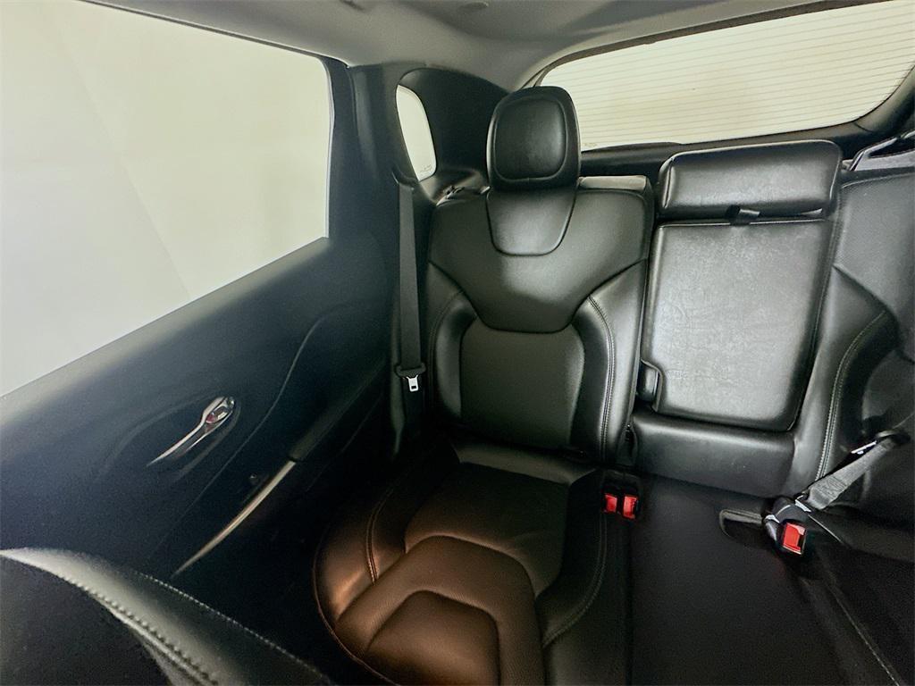 used 2020 Jeep Cherokee car, priced at $19,935