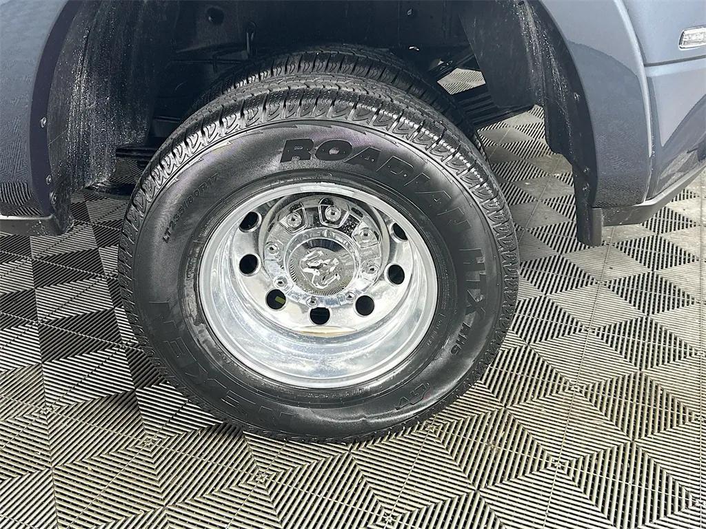 new 2025 Ram 3500 car, priced at $89,180