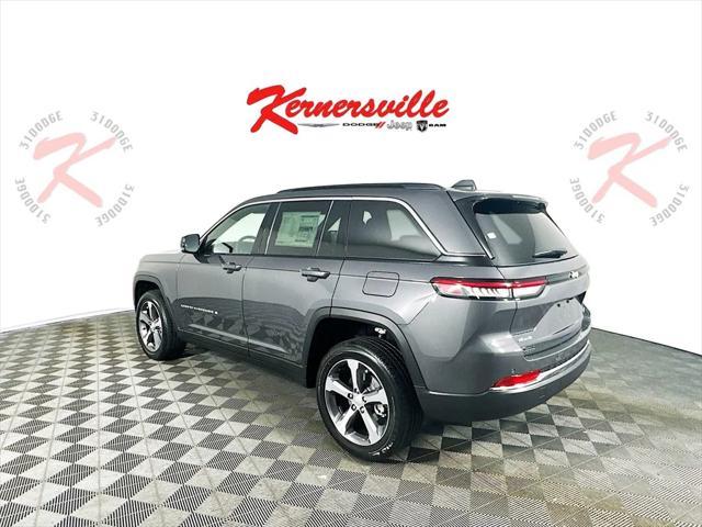 new 2025 Jeep Grand Cherokee car, priced at $45,979