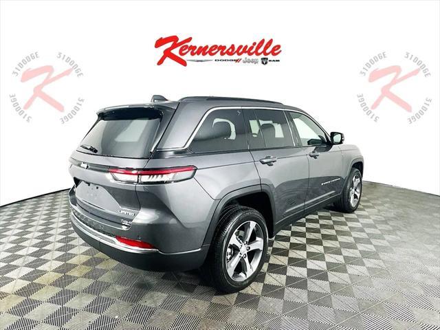 new 2025 Jeep Grand Cherokee car, priced at $45,979