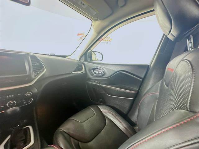 used 2015 Jeep Cherokee car, priced at $9,985