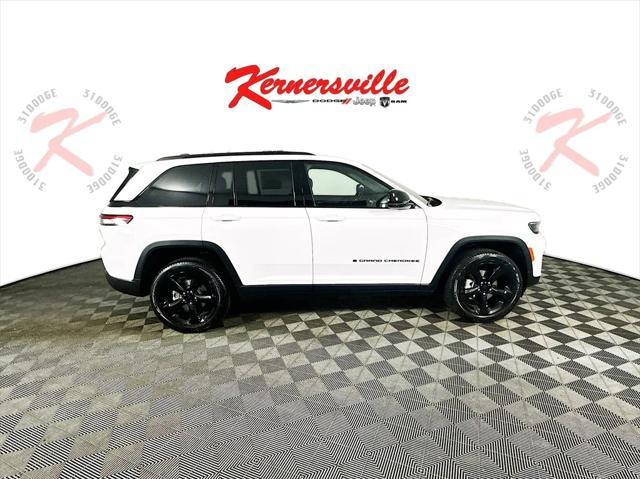 new 2024 Jeep Grand Cherokee car, priced at $42,929