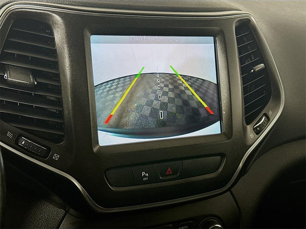 used 2019 Jeep Cherokee car, priced at $18,435