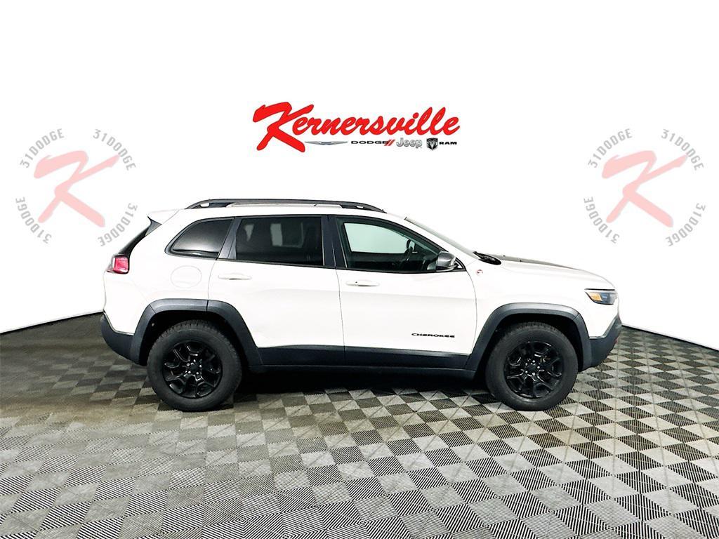 used 2019 Jeep Cherokee car, priced at $18,435