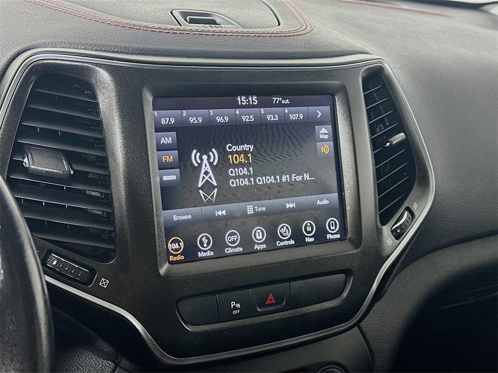 used 2019 Jeep Cherokee car, priced at $18,435