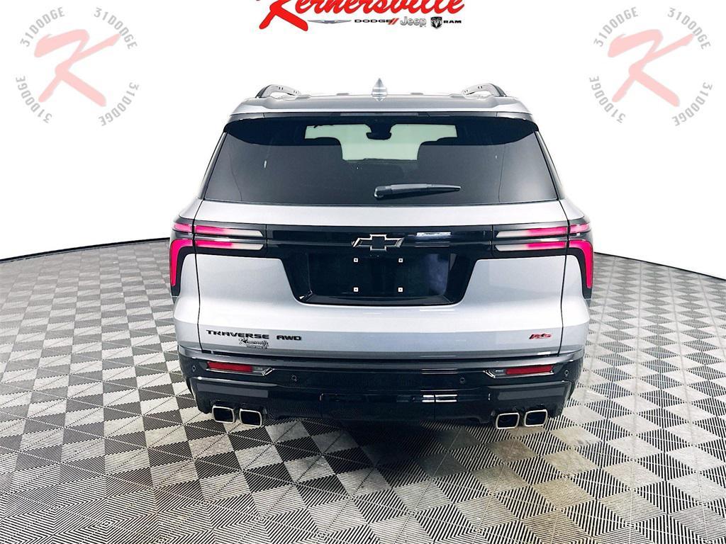 used 2024 Chevrolet Traverse car, priced at $50,535