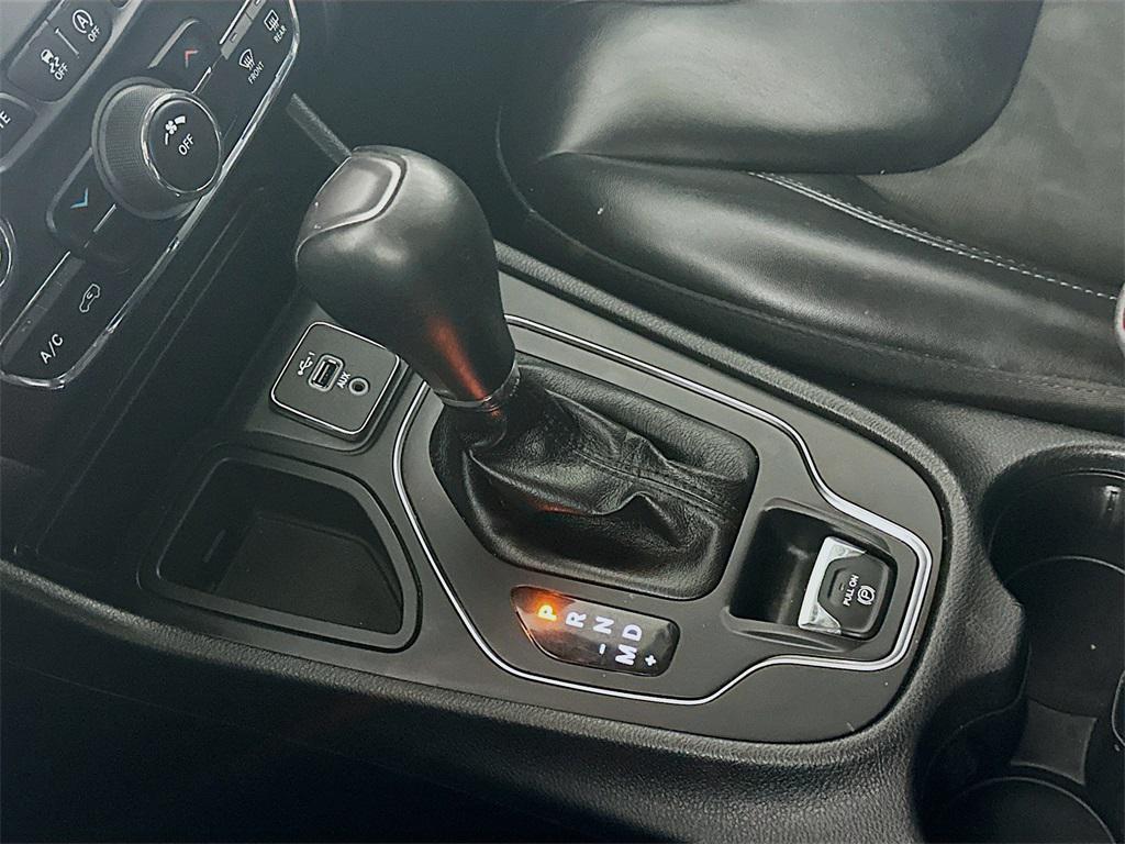 used 2021 Jeep Cherokee car, priced at $18,335