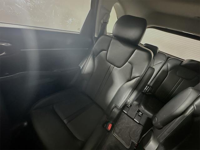 used 2021 Kia Sorento car, priced at $26,735