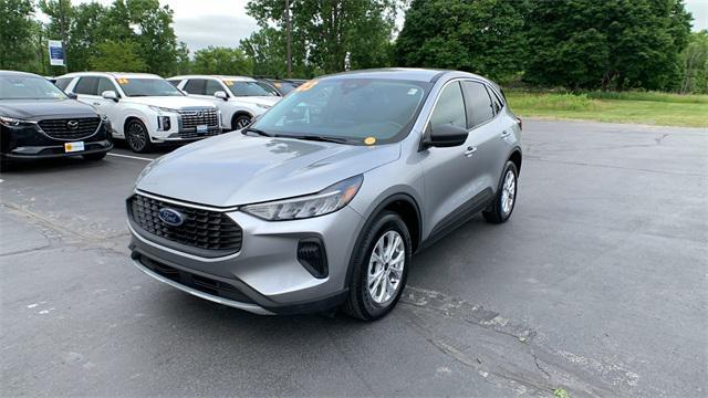 used 2023 Ford Escape car
