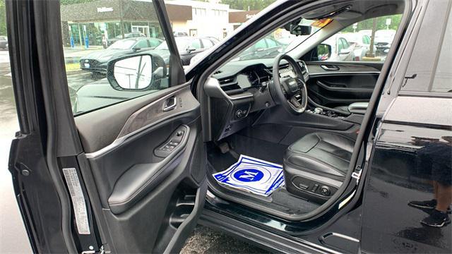 used 2023 Jeep Grand Cherokee car, priced at $35,999