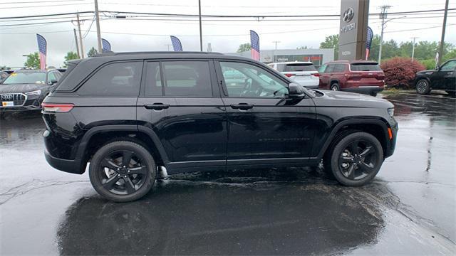used 2023 Jeep Grand Cherokee car, priced at $35,999