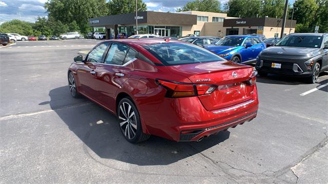 used 2021 Nissan Altima car