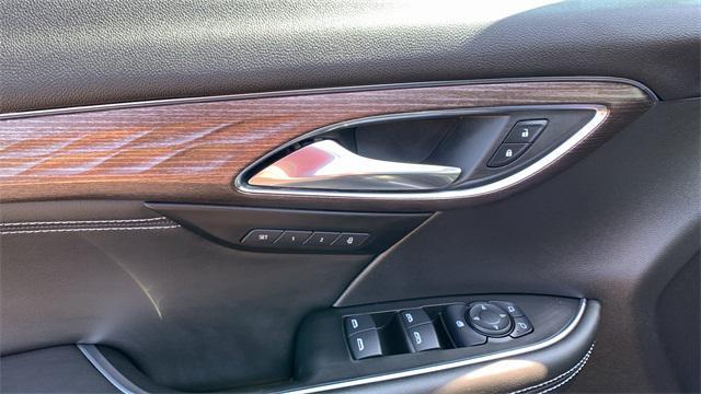 used 2021 Buick Envision car, priced at $25,999