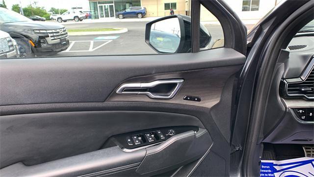 used 2023 Kia Sportage car