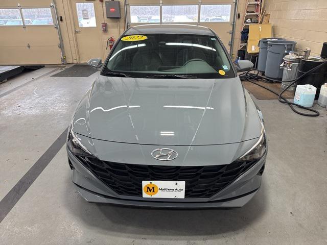 used 2022 Hyundai Elantra car