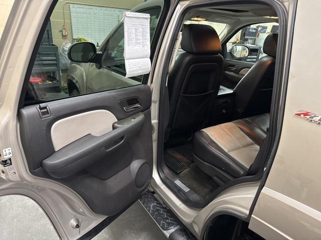 used 2007 Chevrolet Tahoe car, priced at $10,000