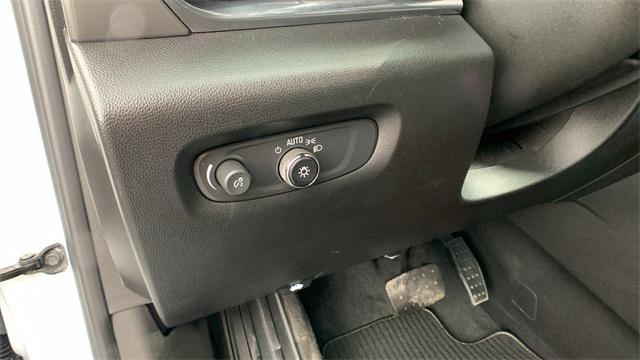 used 2022 Chevrolet Traverse car