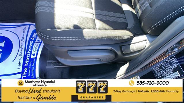 used 2025 Hyundai Venue car, priced at $20,590