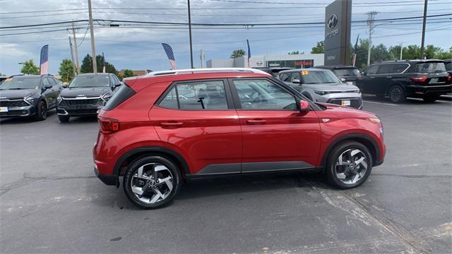used 2022 Hyundai Venue car, priced at $17,990