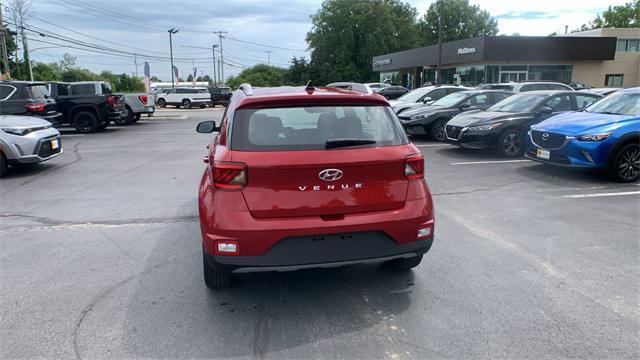 used 2022 Hyundai Venue car, priced at $17,990