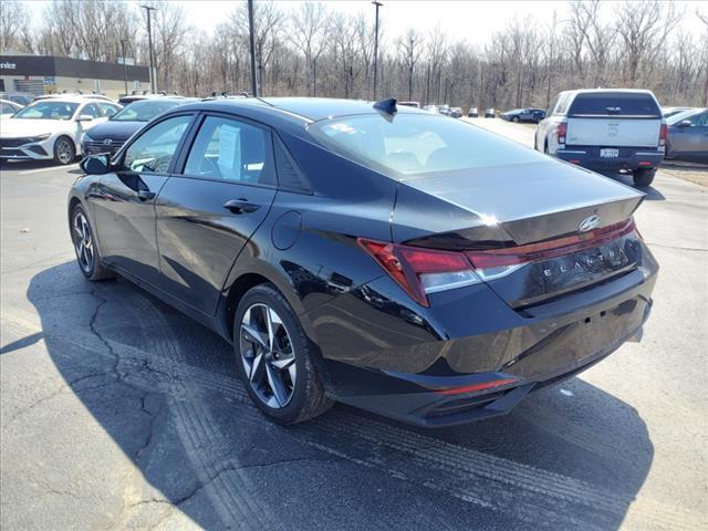 used 2023 Hyundai Elantra car
