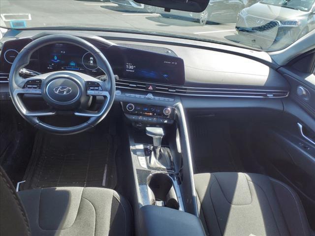 used 2023 Hyundai Elantra car