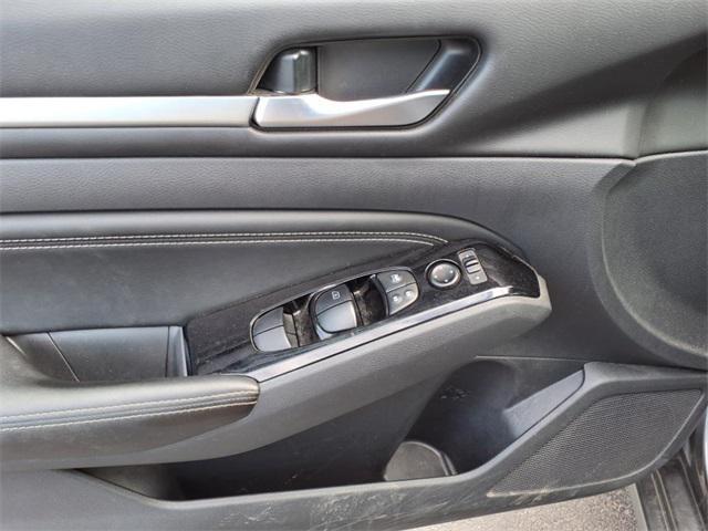 used 2022 Nissan Altima car, priced at $23,999