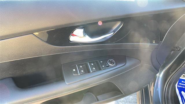used 2023 Kia Forte car