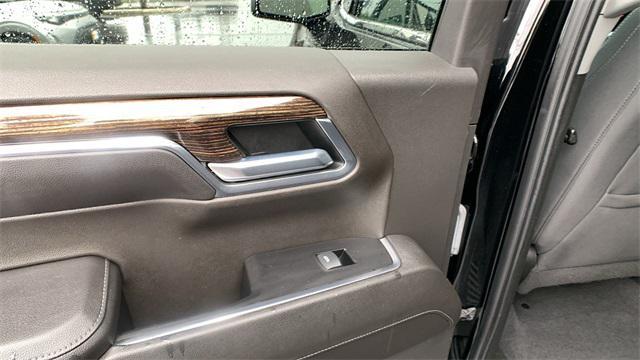 used 2022 GMC Sierra 1500 car, priced at $36,575