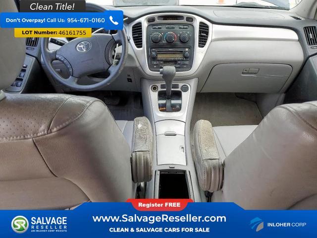 used 2005 Toyota Highlander car, priced at $1,629