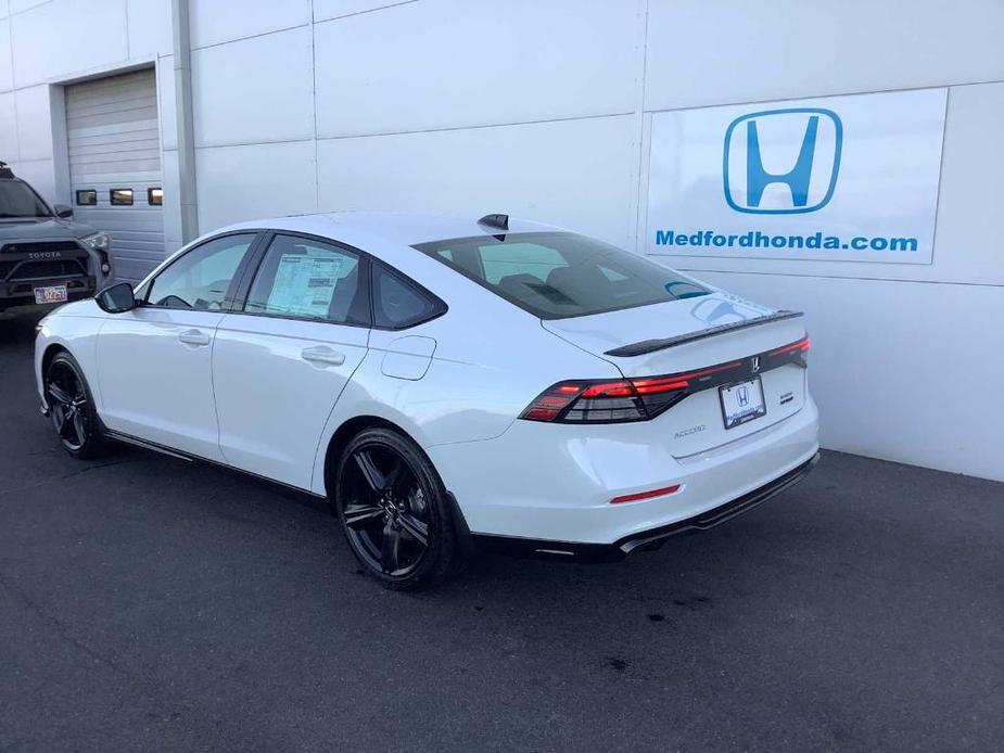 new 2024 Honda Accord Hybrid car, priced at $35,425