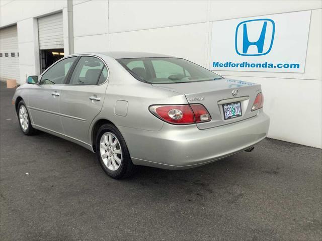 used 2004 Lexus ES 330 car, priced at $8,995