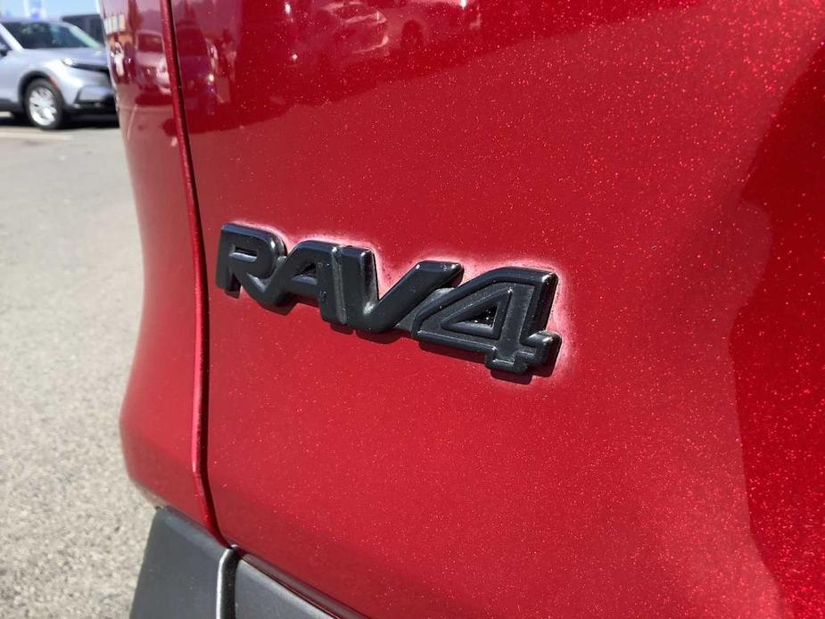 used 2020 Toyota RAV4 car, priced at $23,976