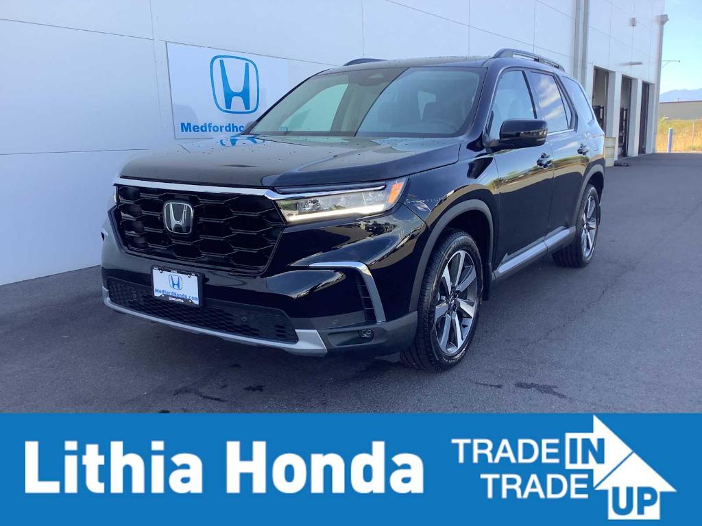 new 2025 Honda Pilot car, priced at $48,481