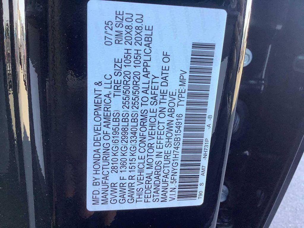 new 2025 Honda Pilot car, priced at $49,050