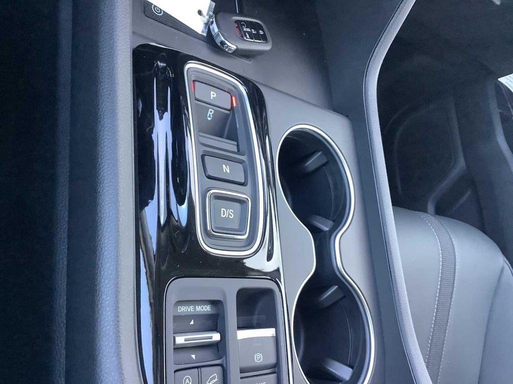 new 2025 Honda Pilot car, priced at $49,050