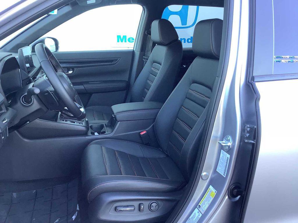 new 2026 Honda CR-V Hybrid car, priced at $39,833