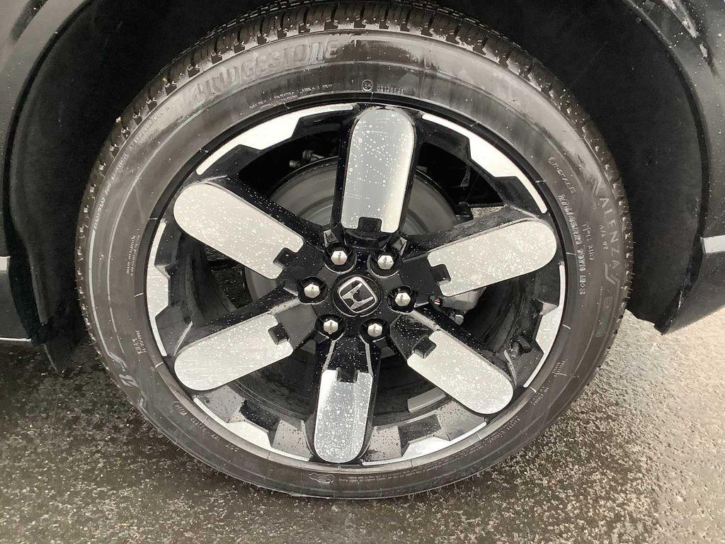 new 2025 Honda Prologue car, priced at $55,075