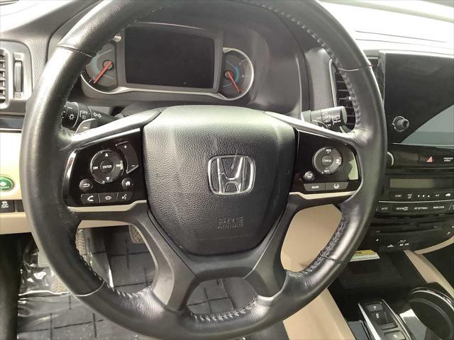 used 2022 Honda Pilot car, priced at $35,980