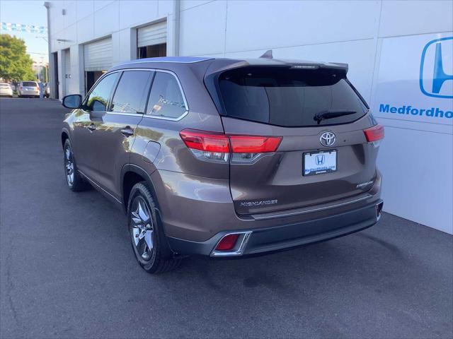 used 2018 Toyota Highlander car, priced at $29,974