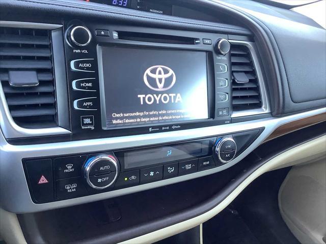 used 2018 Toyota Highlander car, priced at $29,974