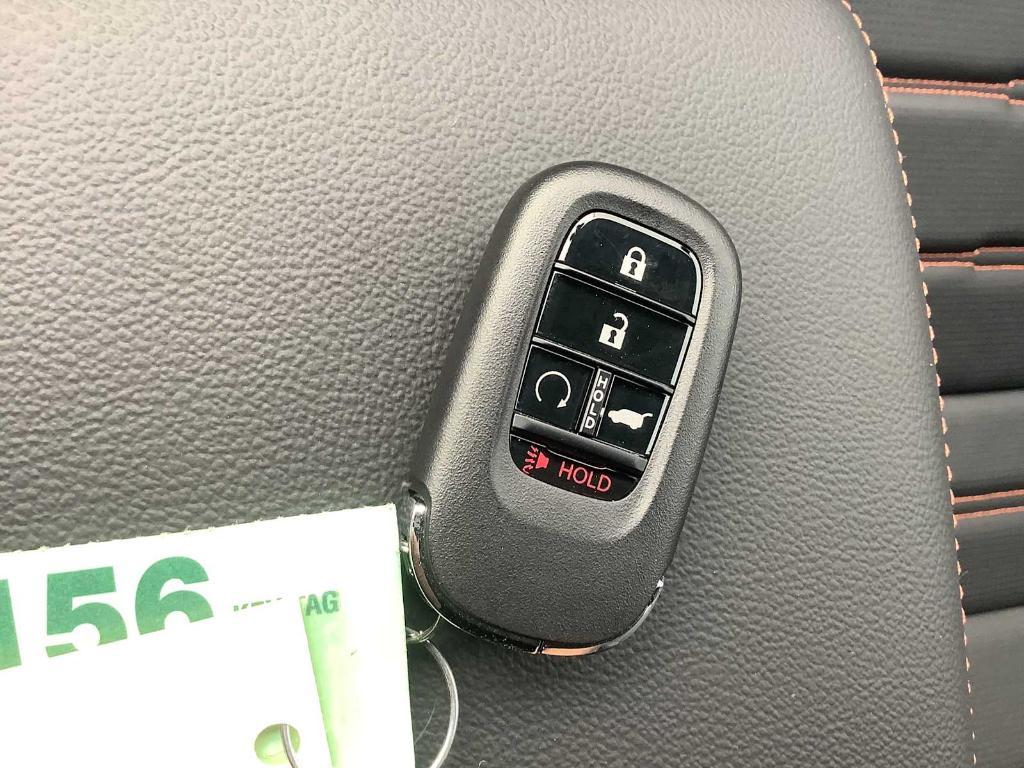 new 2025 Honda CR-V Hybrid car, priced at $38,510