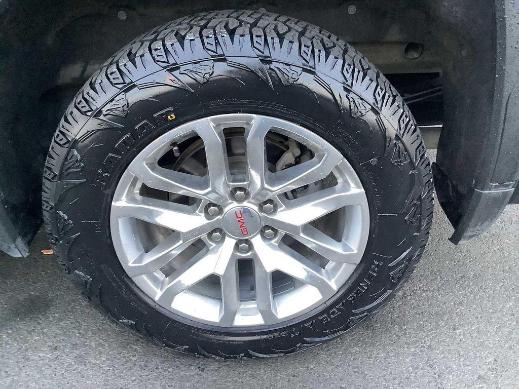 used 2021 GMC Sierra 1500 car, priced at $38,955