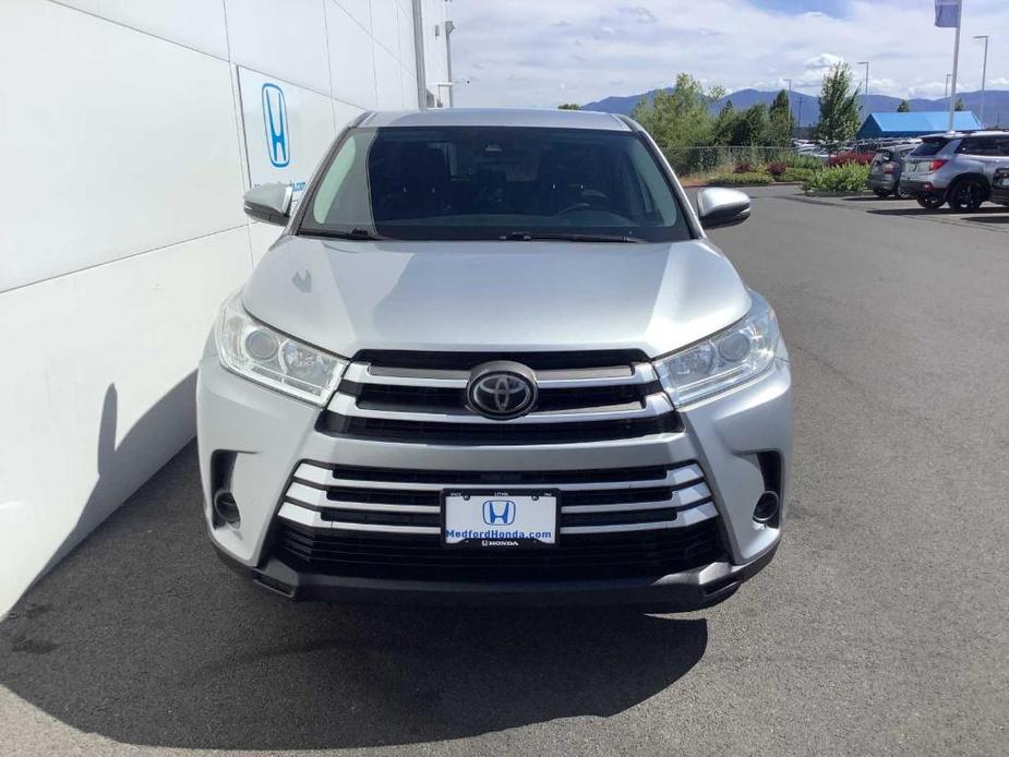 used 2019 Toyota Highlander car, priced at $23,979