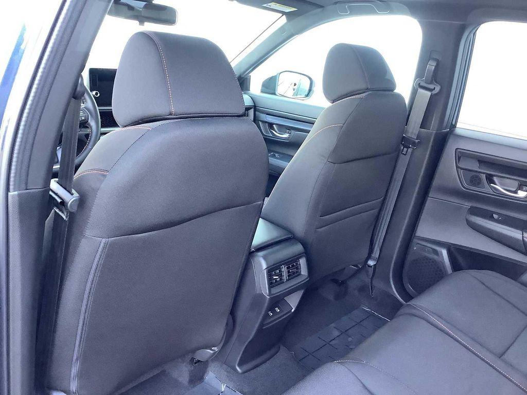 new 2026 Honda CR-V Hybrid car, priced at $38,482