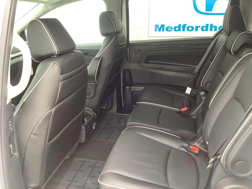 new 2026 Honda Odyssey car, priced at $47,945